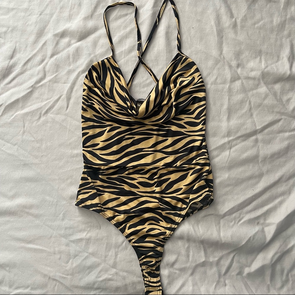 Fashion Nova Zebra Print Bodysuit, XS